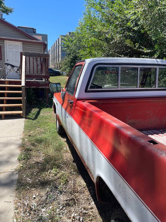 Chevrolet-C10-1982-red-2