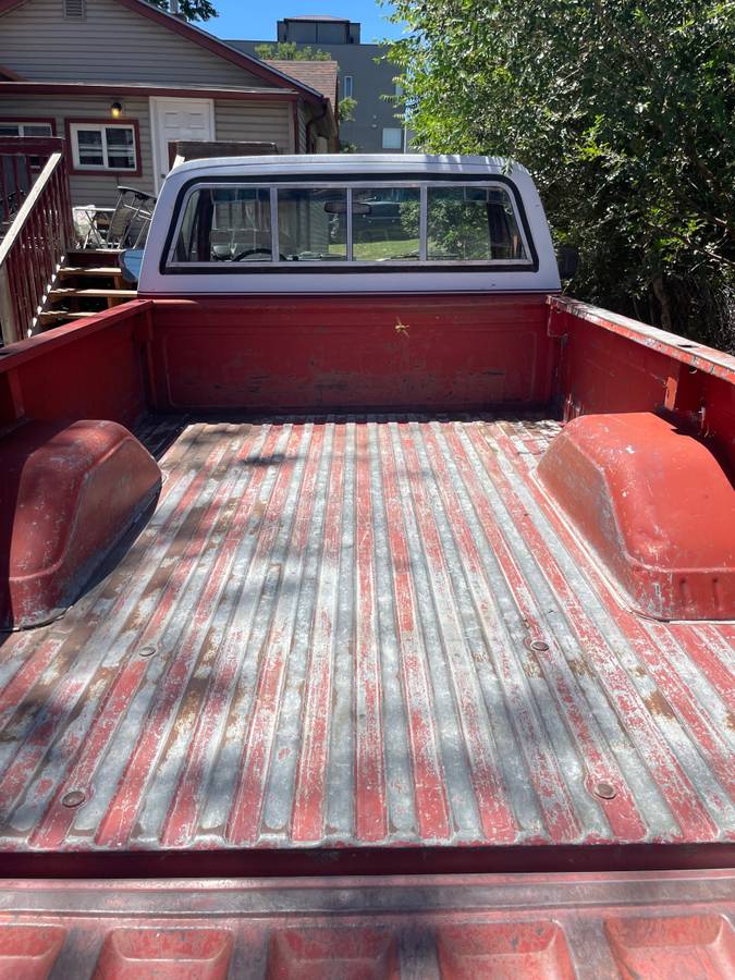 Chevrolet-C10-1982-red-3