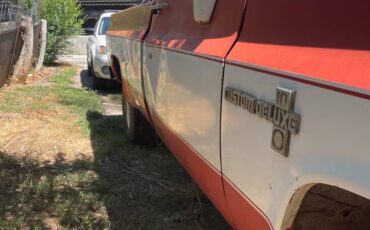 Chevrolet-C10-1982-red-8