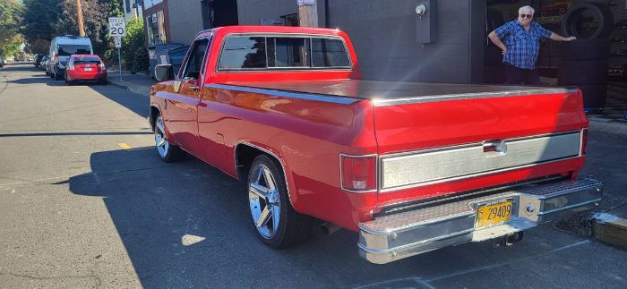 Chevrolet-C10-1983-16