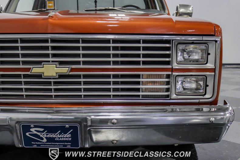 Chevrolet-C10-1983-Light-Bronze-Almond-23