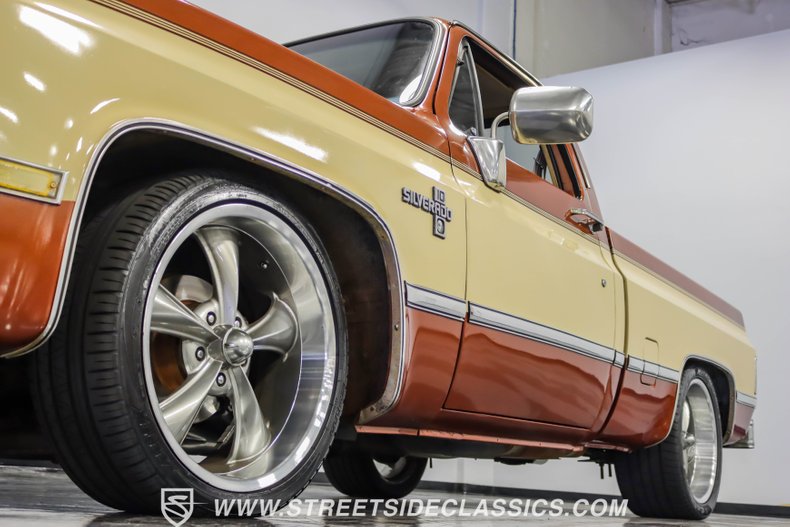 Chevrolet-C10-1983-Light-Bronze-Almond-25