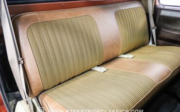 Chevrolet-C10-1983-Light-Bronze-Almond-46
