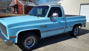 Chevrolet-C10-1984-Blue-13