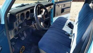 Chevrolet-C10-1984-Blue-2