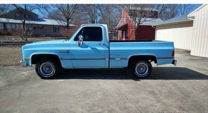 Chevrolet-C10-1984-Blue-4