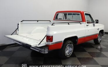 Chevrolet-C10-1984-RedWhite-Red-16