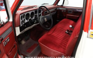 Chevrolet-C10-1984-RedWhite-Red-2