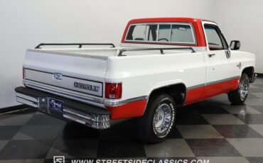Chevrolet-C10-1984-RedWhite-Red-25