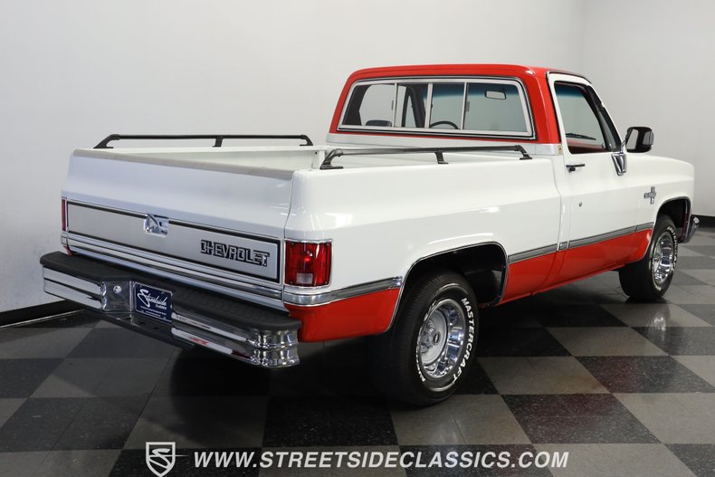 Chevrolet-C10-1984-RedWhite-Red-25