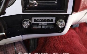 Chevrolet-C10-1984-RedWhite-Red-39