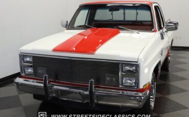 Chevrolet-C10-1984-RedWhite-Red-42