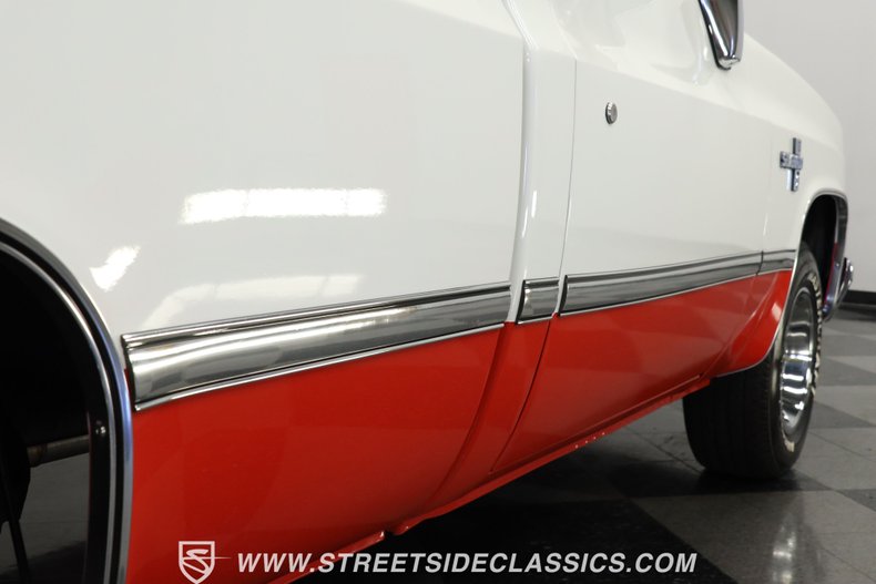Chevrolet-C10-1984-RedWhite-Red-47