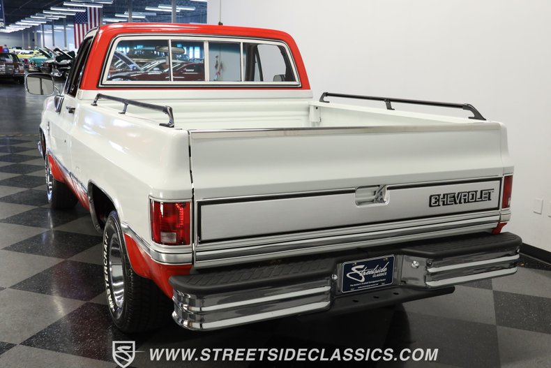 Chevrolet-C10-1984-RedWhite-Red-5