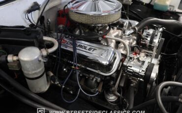 Chevrolet-C10-1984-RedWhite-Red-9