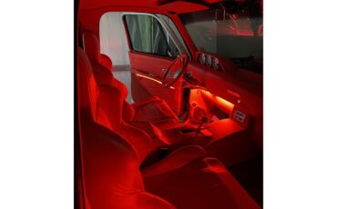 Chevrolet-C10-1984-Silver-Red-16