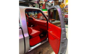 Chevrolet-C10-1984-Silver-Red-24