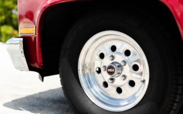 Chevrolet-C10-1985-Red-Black-1