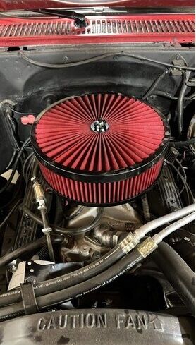 Chevrolet-C10-1985-Red-Black-4