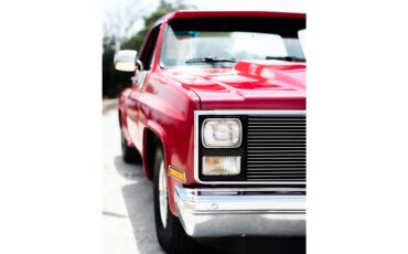 Chevrolet-C10-1985-Red-Black-6