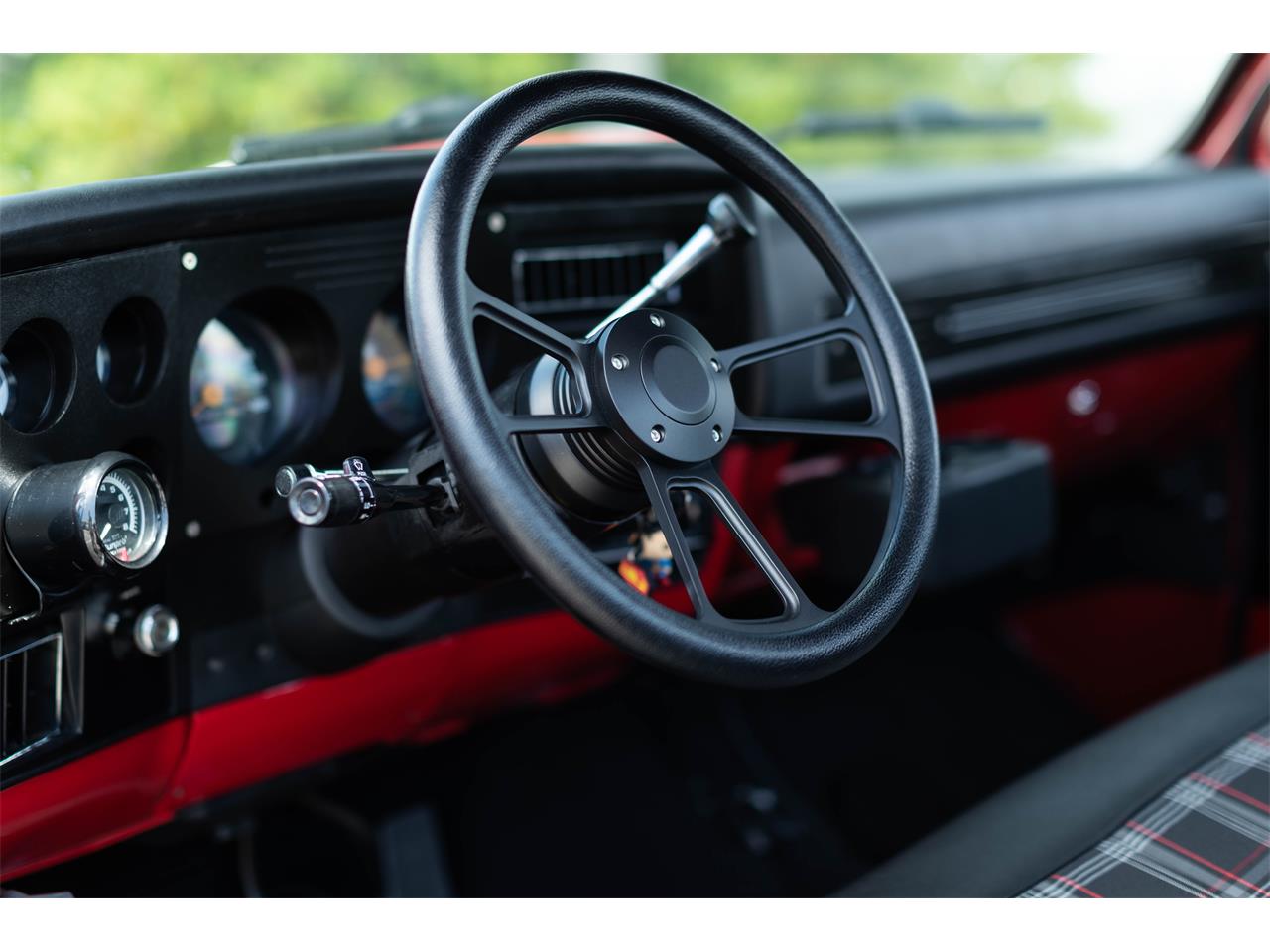 Chevrolet-C10-1985-Red-Black-8