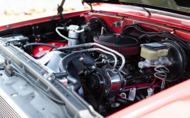 Chevrolet-C10-1985-Red-Black-9