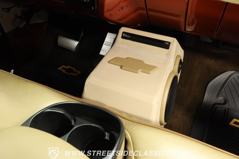 Chevrolet-C10-1985-Shenandoah-Sunset-Or-Tan-11