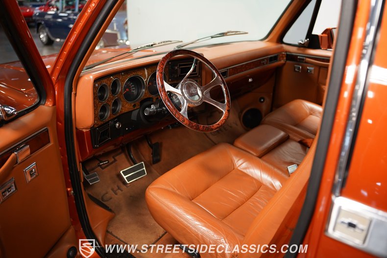 Chevrolet-C10-1986-Burnt-Orange-Metalli-Brown-2