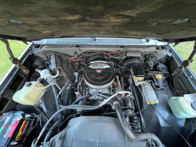 Chevrolet-C10-1986-Gun-Metal-Gray-Metal-4