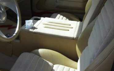 Chevrolet-C10-1986-Red-Tan-7