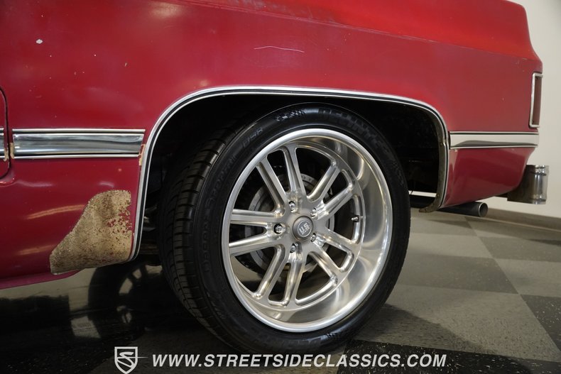 Chevrolet-C10-1987-Apple-Red-Doe-Skin-Tan-18