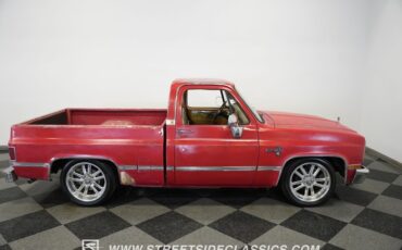 Chevrolet-C10-1987-Apple-Red-Doe-Skin-Tan-36