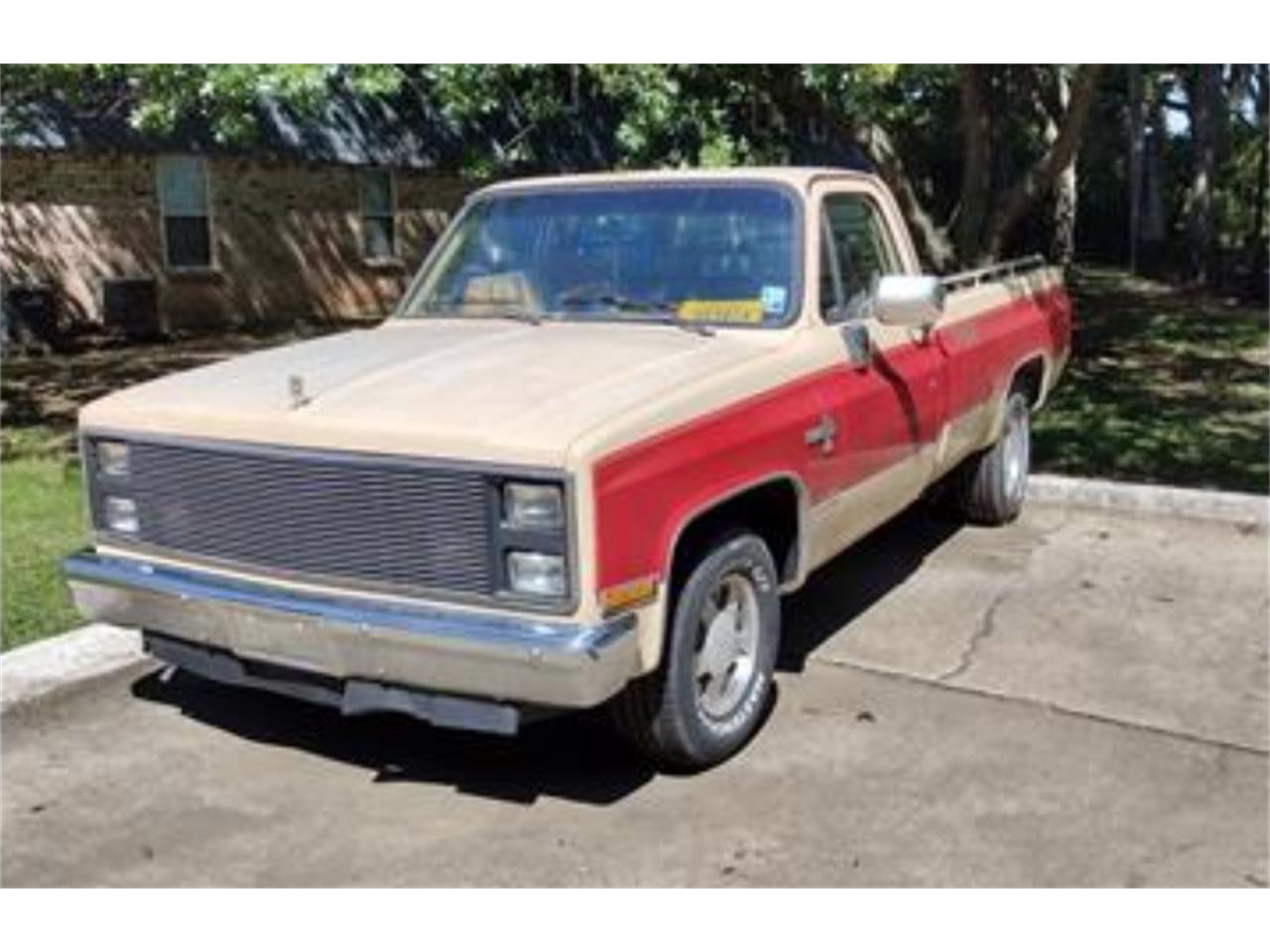 Chevrolet-C10-1987-Light-tan-and-red-Light-tan-2