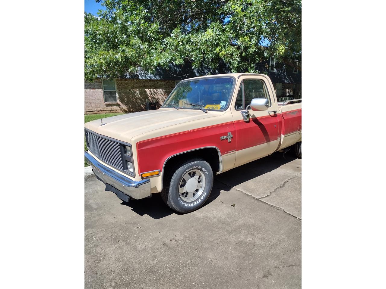 Chevrolet-C10-1987-Light-tan-and-red-Light-tan-5