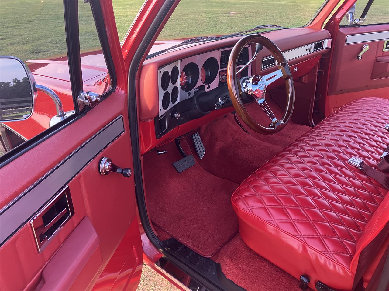 Chevrolet-C10-1987-Red-Red-14