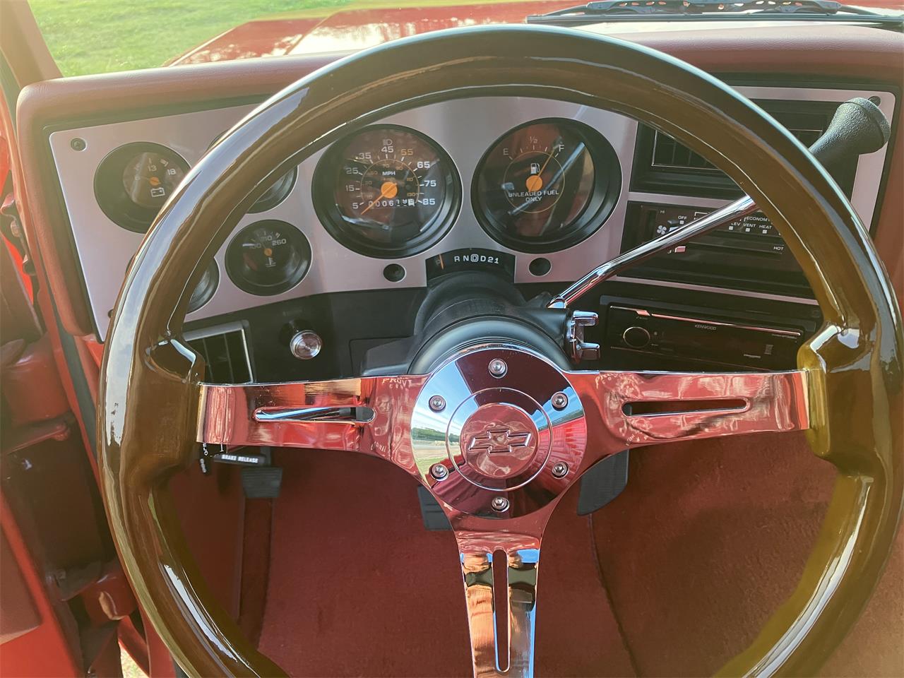 Chevrolet-C10-1987-Red-Red-16