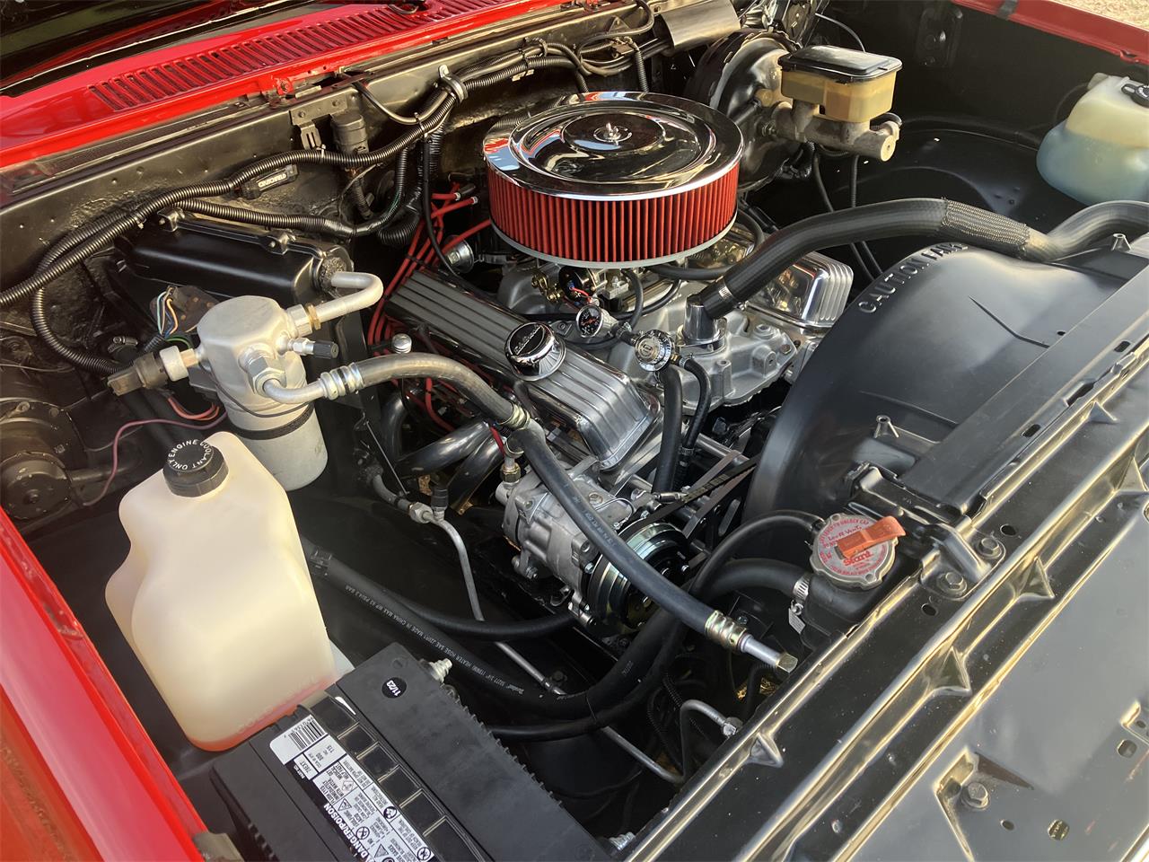 Chevrolet-C10-1987-Red-Red-23