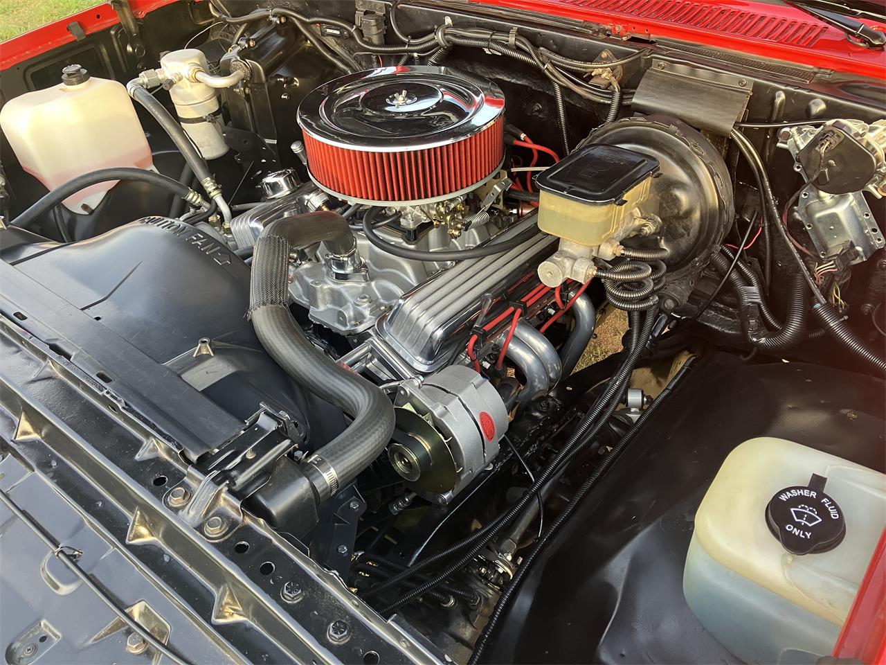 Chevrolet-C10-1987-Red-Red-24