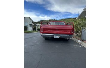 Chevrolet-C10-1987-Red-Red-3