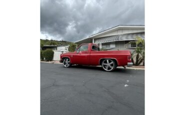 Chevrolet-C10-1987-Red-Red
