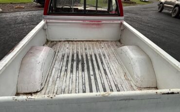 Chevrolet-C10-Silverado-SWB-cold-air-9000-just-spent-1984-6
