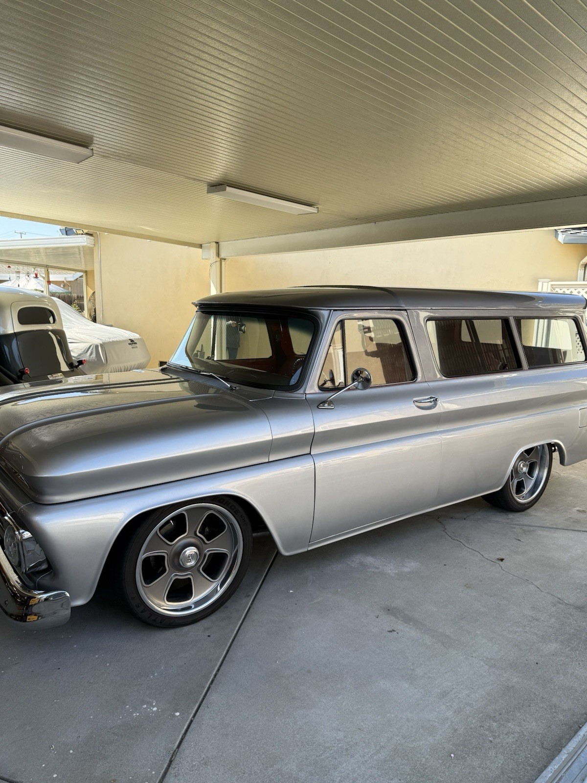 Chevrolet-C10-Suburban-1964-SUV-10