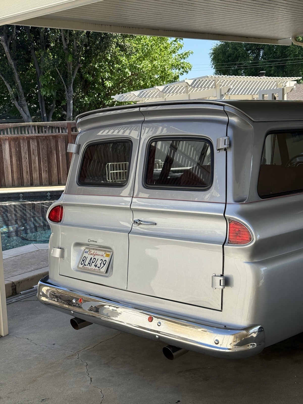 Chevrolet-C10-Suburban-1964-SUV-11