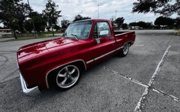 Chevrolet-C10-pickup-1983-red-1