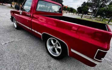 Chevrolet-C10-pickup-1983-red-2