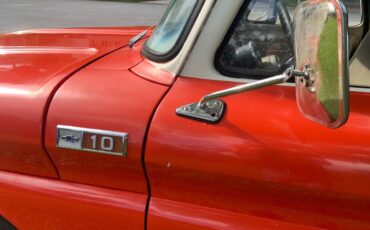 Chevrolet-C10-stepside-1965-custom-13