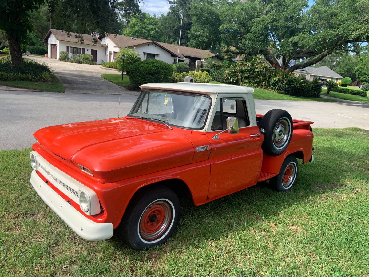 Chevrolet-C10-stepside-1965-custom-18
