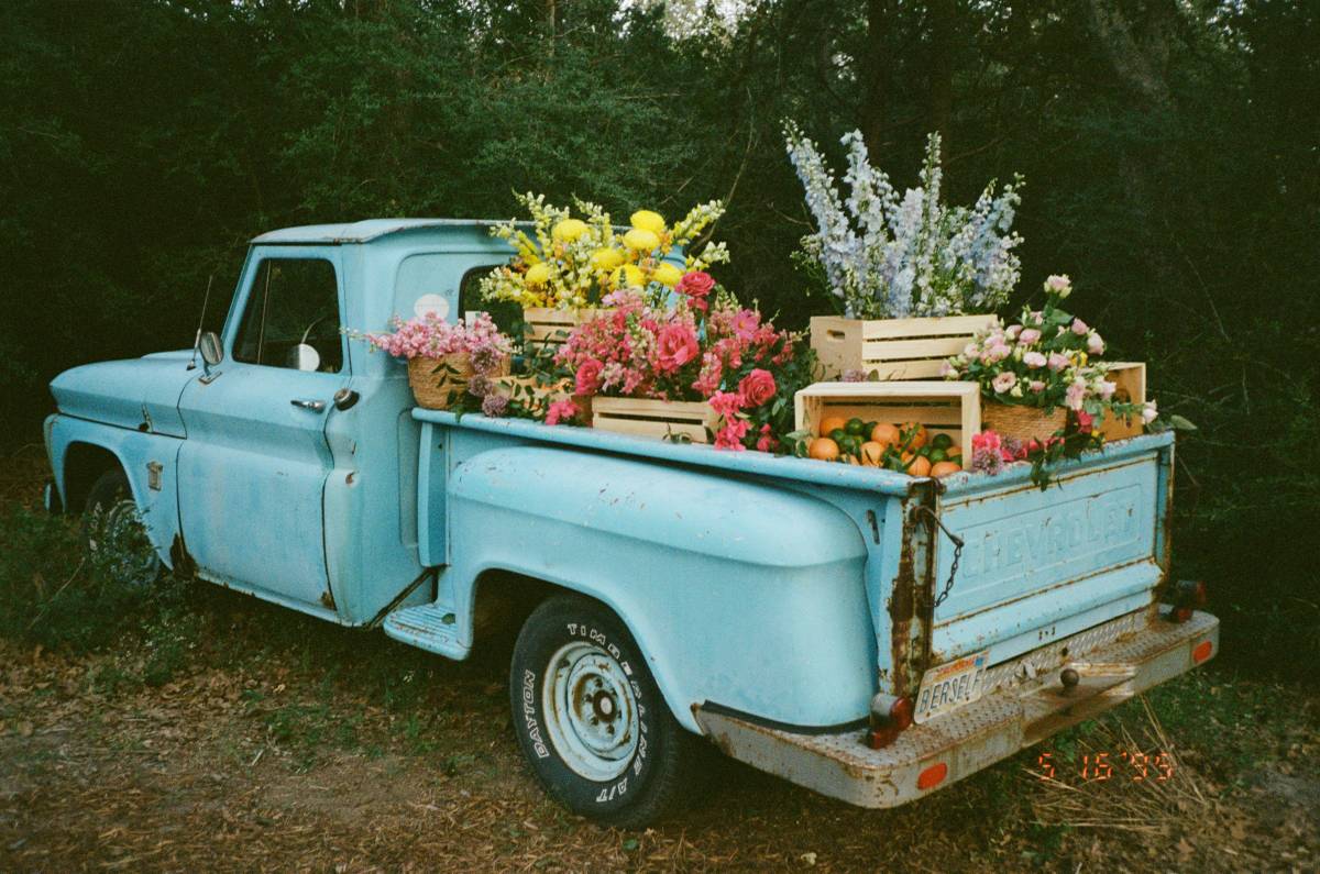 Chevrolet-C10-stepside-short-bed-pickup-truck-1964-blue