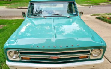 Chevrolet-C10-truck-1967-green-1