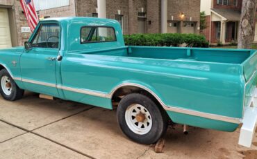 Chevrolet-C10-truck-1967-green-2
